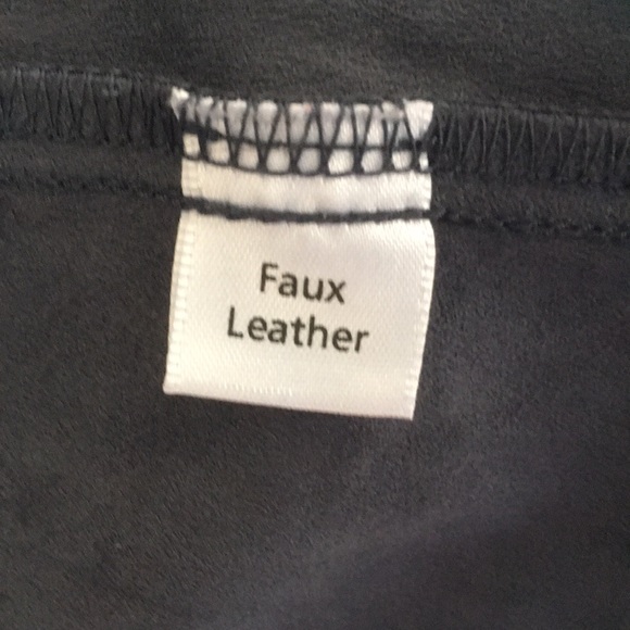 Joan Vass Faux Leather Open Front Vest Size M - Picture 3 of 6